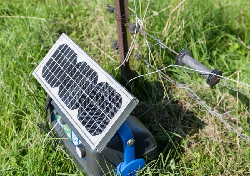 Techclustron - Services - Hybrid Solar Systems - Solar Fencing